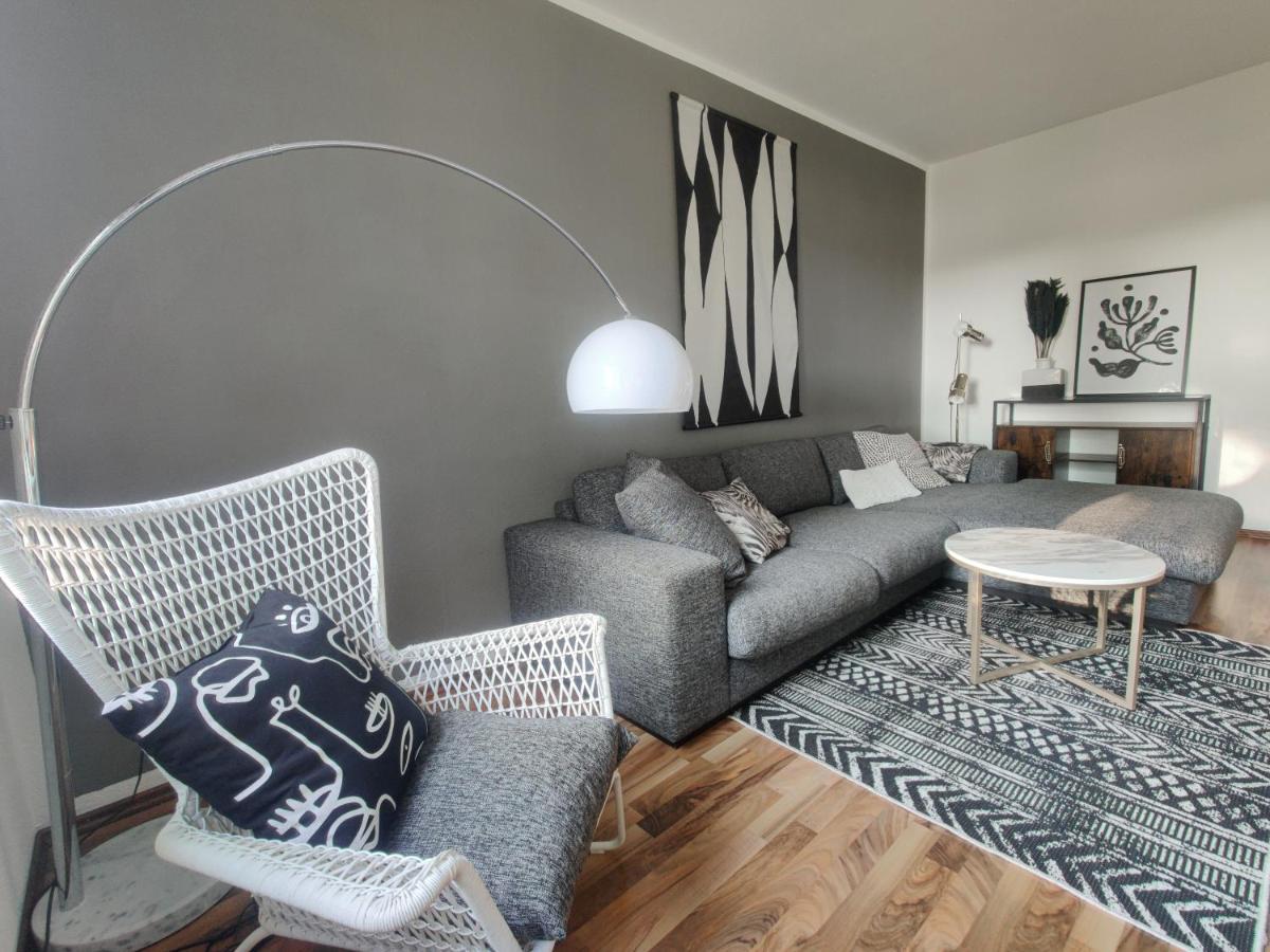 Inikama: Designer Apartment Im Gruenen - Netflix Rosengarten  Exterior foto