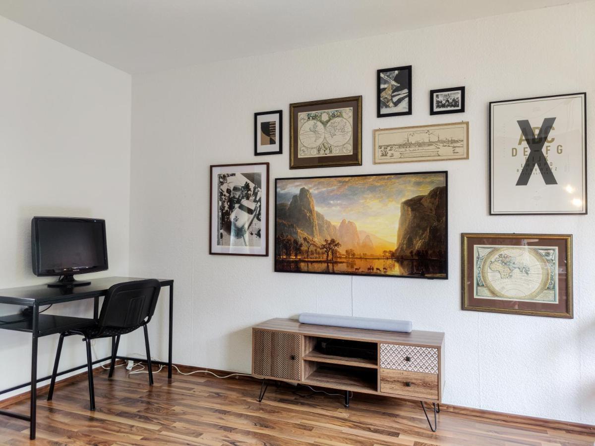 Inikama: Designer Apartment Im Gruenen - Netflix Rosengarten  Exterior foto